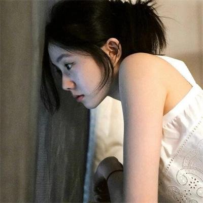 飘舞的军旗下